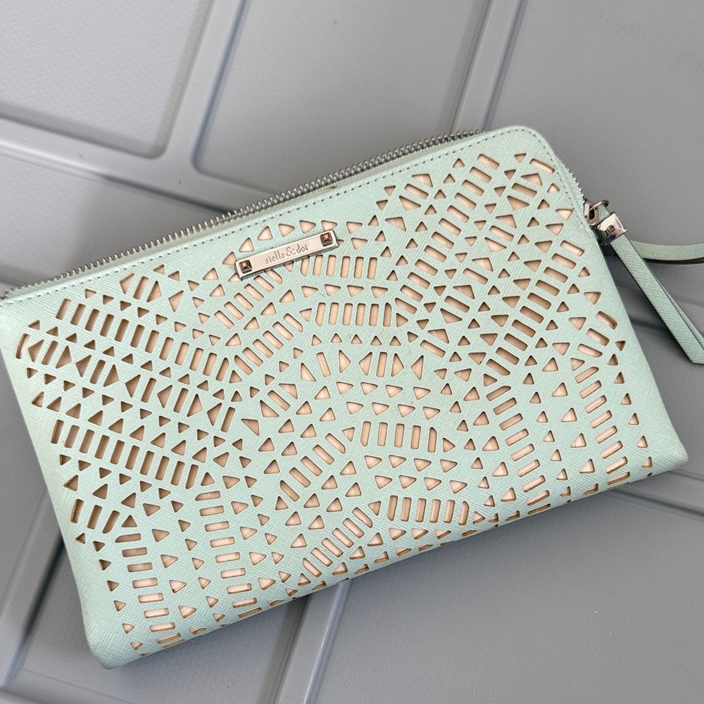 Stella & Dot Mint Cutout Clutch